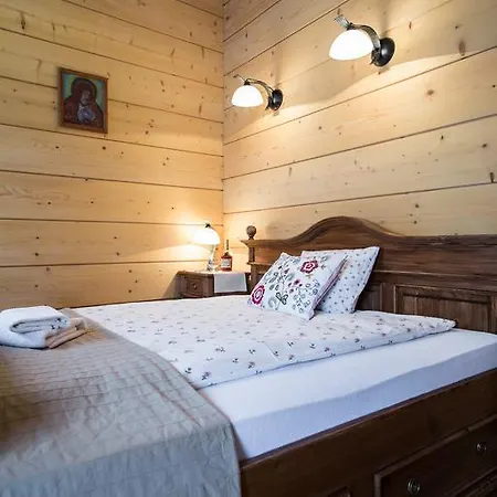 Konstantynowka Bed and Breakfast *