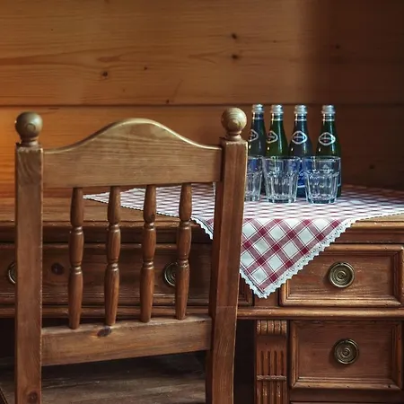 מלון Konstantynowka זקופאנה