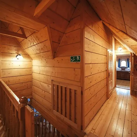 Bed and Breakfast Konstantynowka *