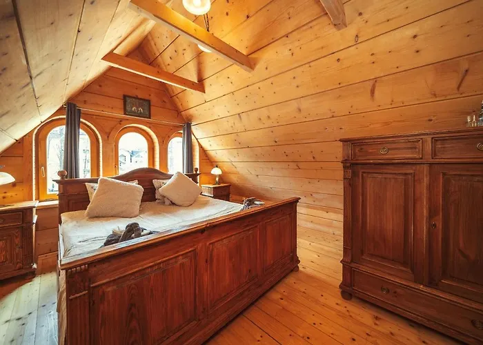 Konstantynowka Hotel *